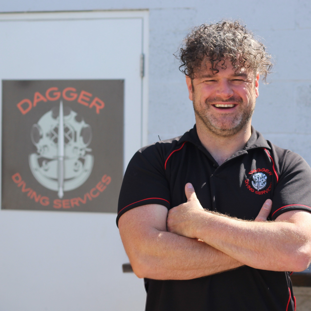 Headhshot of Daniel Tennant
